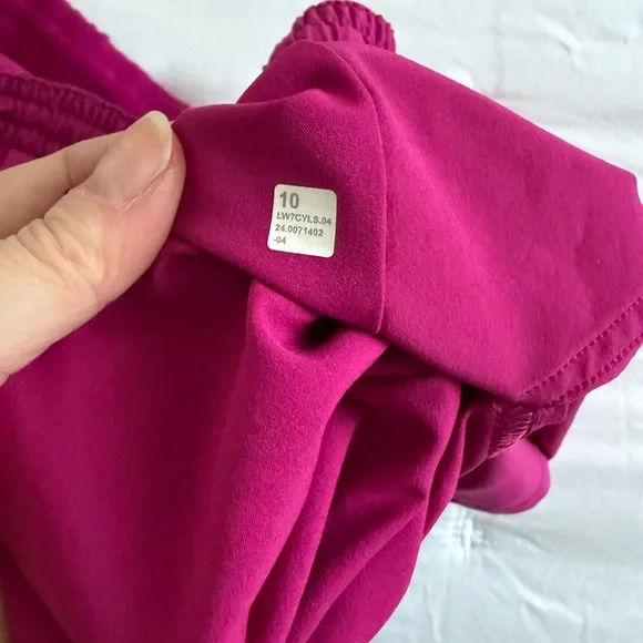 Lululemon Court Rival 3” Short in Ripened Raspberry Size 10 - Picture 3 of 3